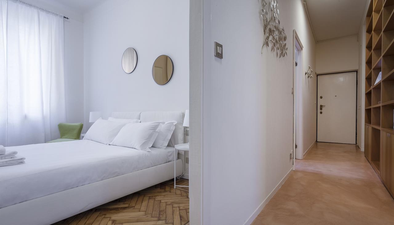 Italianway-Nerino Apartment Milan Bagian luar foto