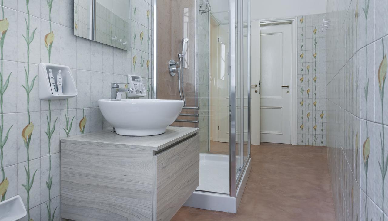 Italianway-Nerino Apartment Milan Bagian luar foto